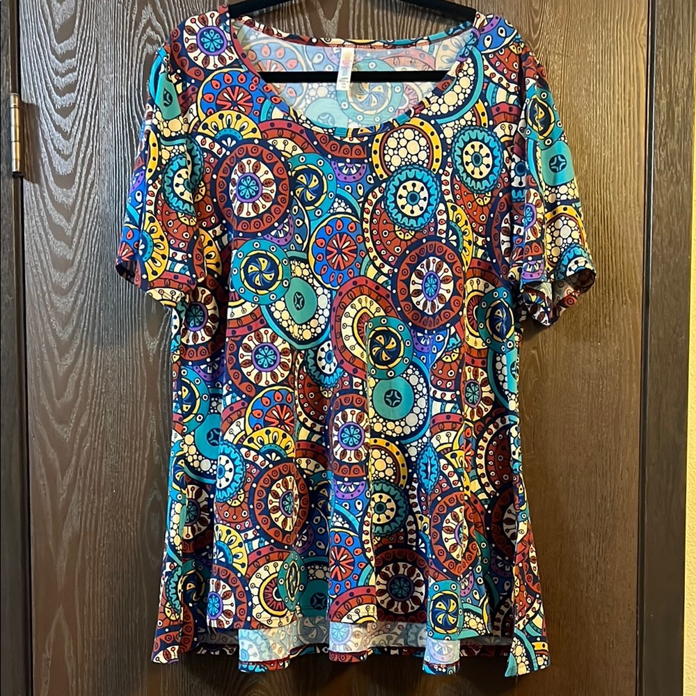 LuLaRoe Blue Brown Graphic Short Sleeve Blouse